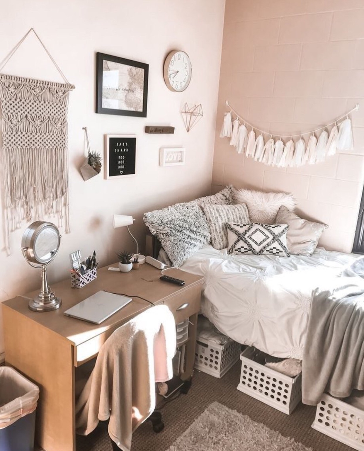 40 Aesthetic Room Decors to Add to Your Room - atinydreamer