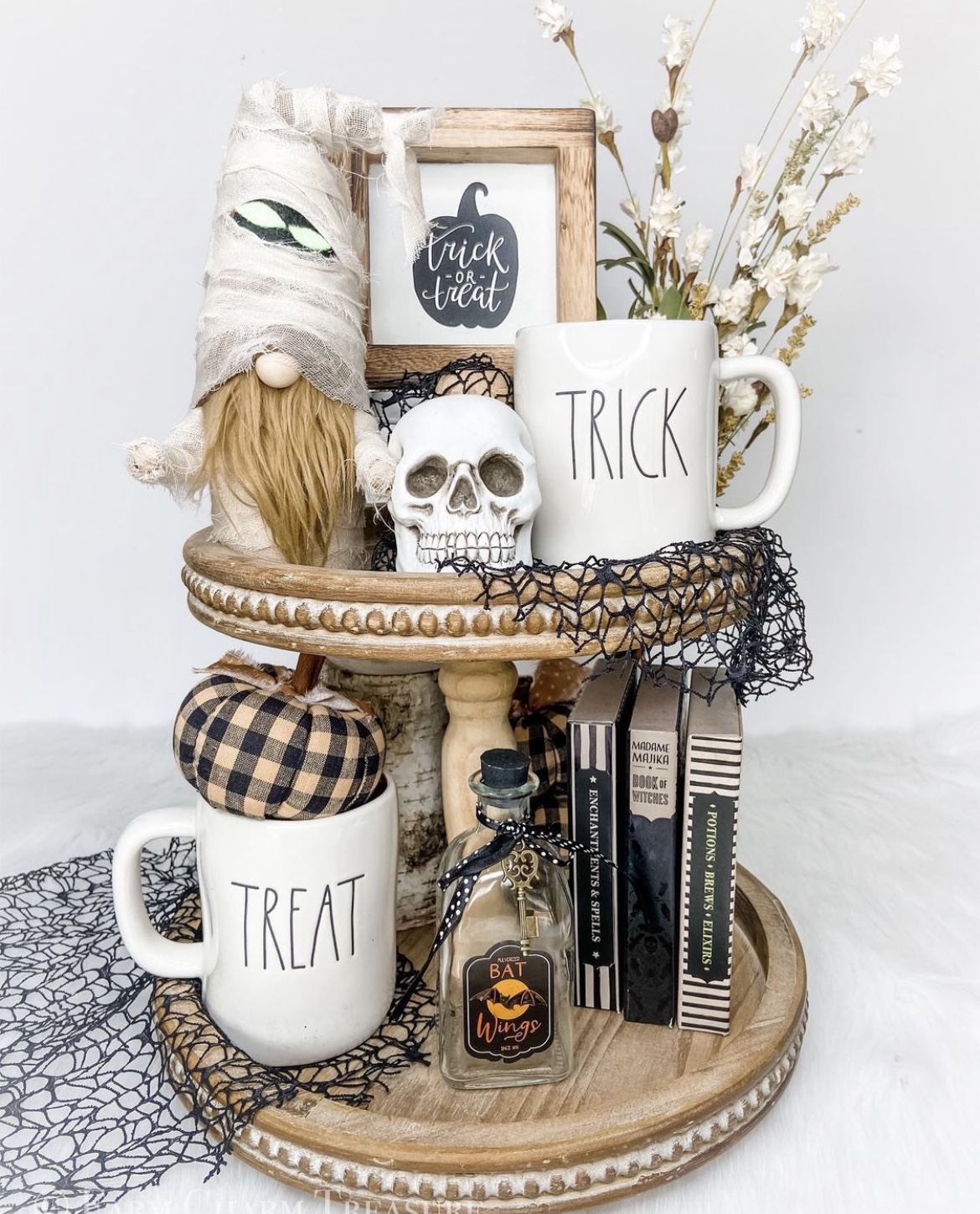 101 Best Spooky Halloween Decors on a Budget - atinydreamer