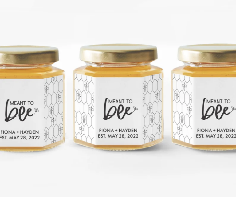 46 Best Wedding Favors for All Your Guests