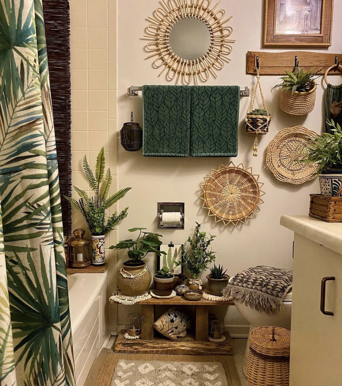 21 Best Plant-Themed Bathroom Decors to Buy Now - atinydreamer