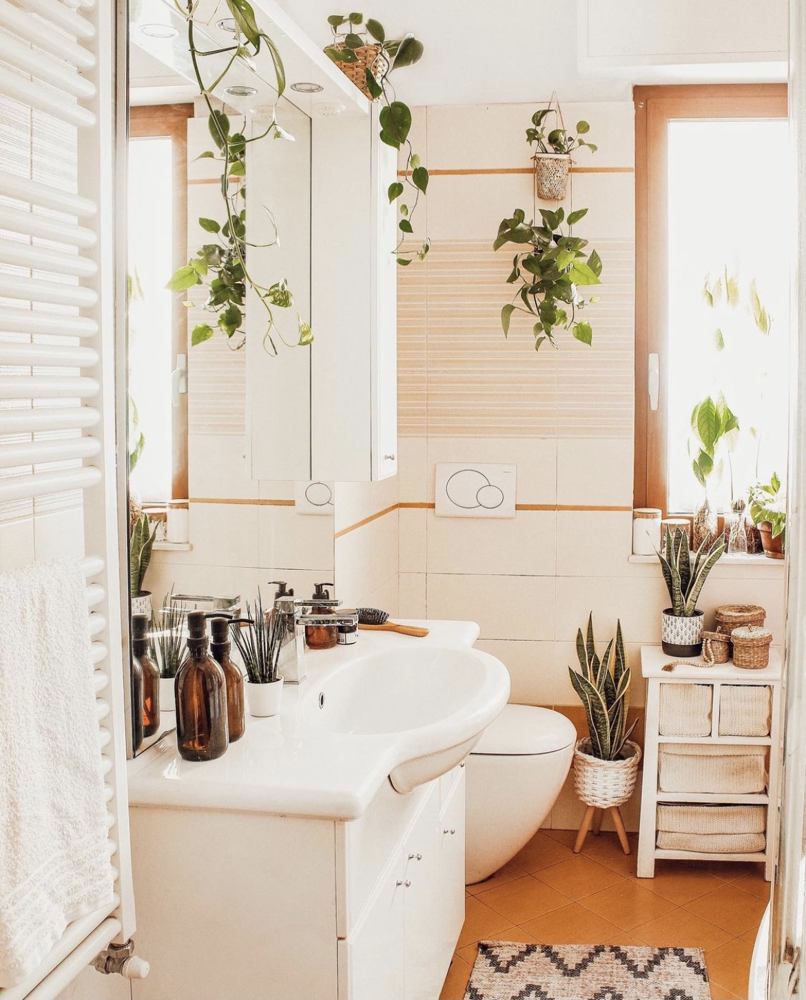 21 Best Plant-Themed Bathroom Decors to Buy Now - atinydreamer