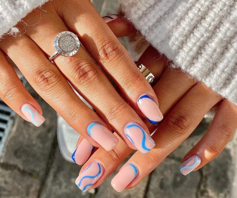 46 Best Blue Nail Designs to Copy for the Summer
