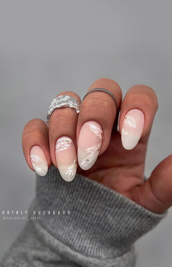 15 Pretty Pearl Nail Ideas to Elevate Your Manicure