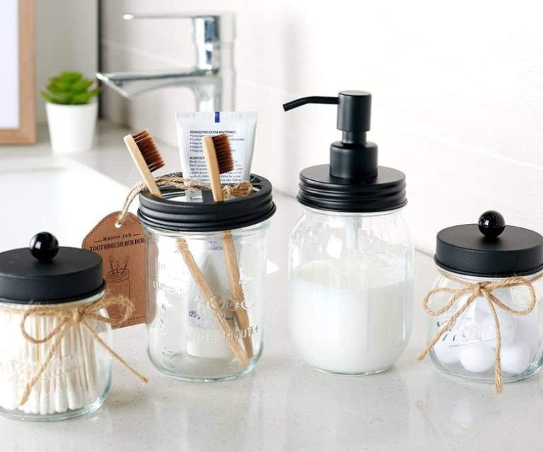 20 Best Farmhouse Bathroom Decor Accents for Your Bathroom
