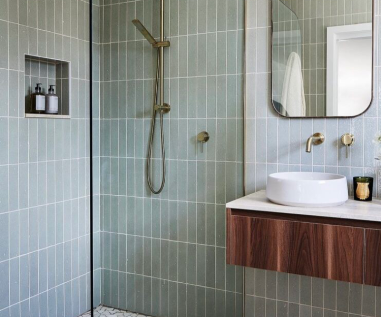 5 Best Reasons to Use Green Tiles for Your Bathroom