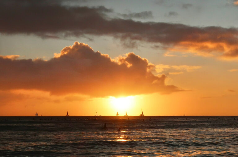 80 Best Hawaii Travel Instagram Captions to Use